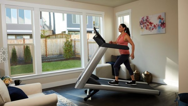 PRECOR TRM 445 TREADMILL image_4